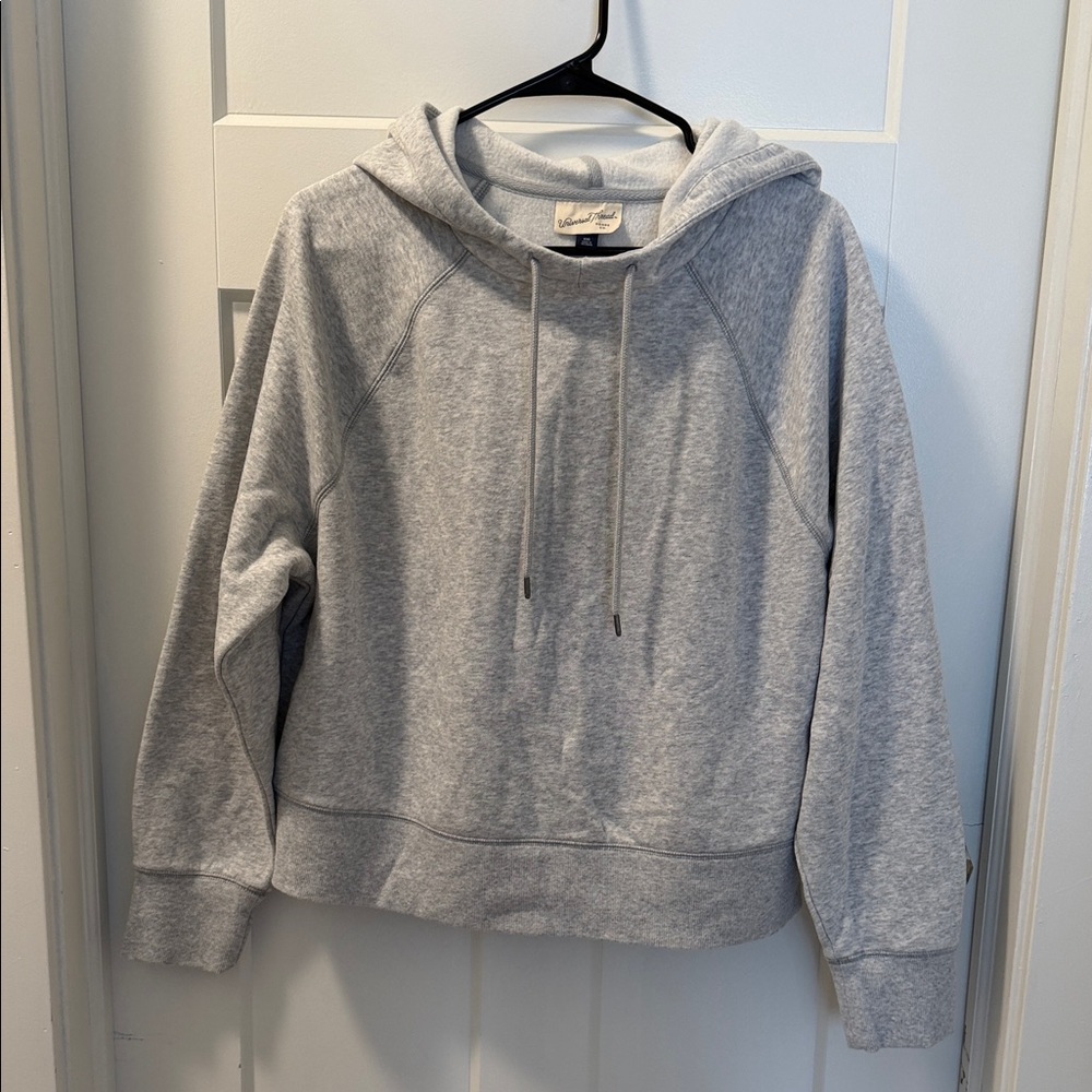 Universal Thread Light Gray Pullover Hoodie